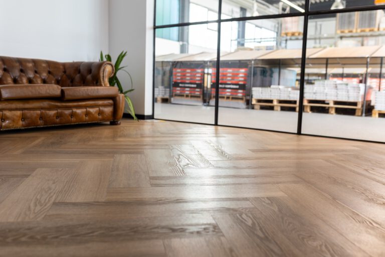 Laminat Klick-Vinyl Eiche hell – günstigeböden.de Leingarten